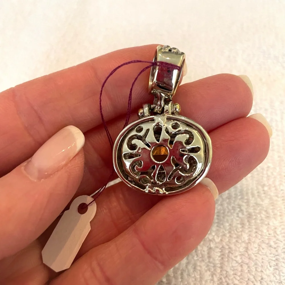 Elegant Silver and Green Pendant